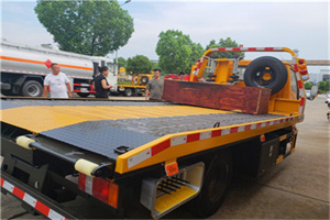 铜仁附近拖车电话号码服务